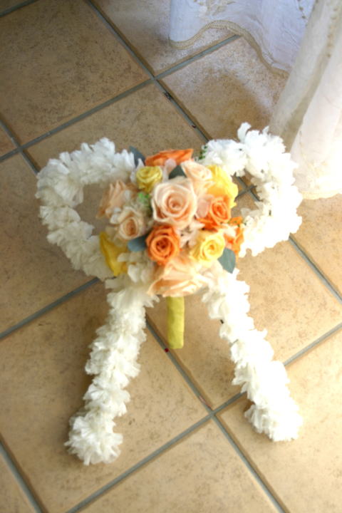 プリザーブドフラワーのリボンブーケ