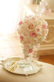 �v���U�[�u�h�t�����[�̃L���X�P�[�h�u�[�P