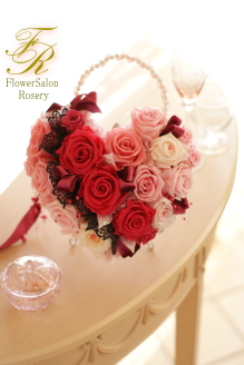 プリザーブドフラワーのハートバック