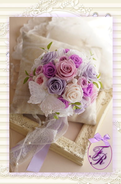 プリザーブドフラワーのブーケ石の教会