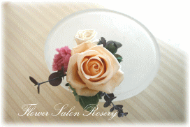 プリザーブドフラワーのブートニア